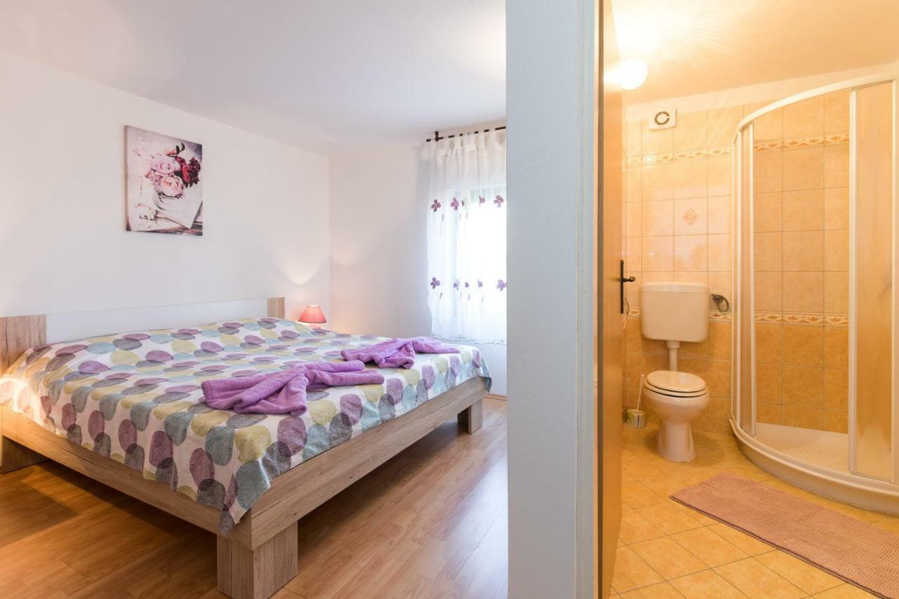 Apartment Adrijana Vrbnik Dış mekan fotoğraf